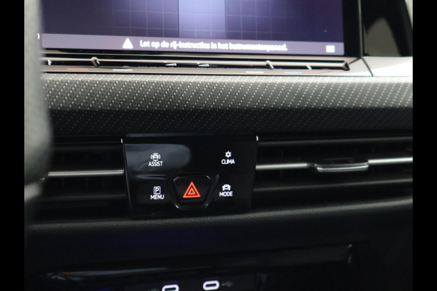 Volkswagen Golf R 2.0 TSI R 4MOTION 320 PK + AKRAPOVIC UITLAAT | PANORAMA | STOELVENTILATIE | HARMAN/KARDON | NAPPA LEDER