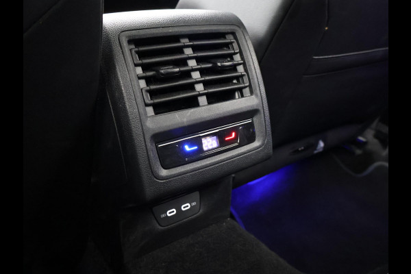 Volkswagen Golf R 2.0 TSI R 4MOTION 320 PK + AKRAPOVIC UITLAAT | PANORAMA | STOELVENTILATIE | HARMAN/KARDON | NAPPA LEDER