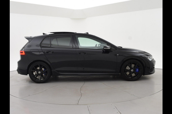 Volkswagen Golf R 2.0 TSI R 4MOTION 320 PK + AKRAPOVIC UITLAAT | PANORAMA | STOELVENTILATIE | HARMAN/KARDON | NAPPA LEDER
