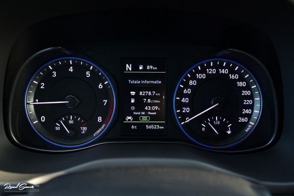 Hyundai Kona 1.6 T-GDI 4WD Premium | Trekhaak | Keyless | Primium audio | Blis | Apple carplay |