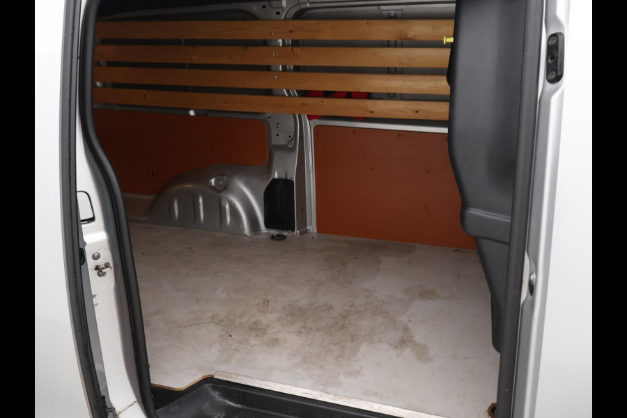 Peugeot Expert 231S 2.0 BlueHDI 120 PK PREMIUM + APPLE CARPLAY | TREKHAAK 2500 KG | NAVIGATIE | CRUISE CONTROL