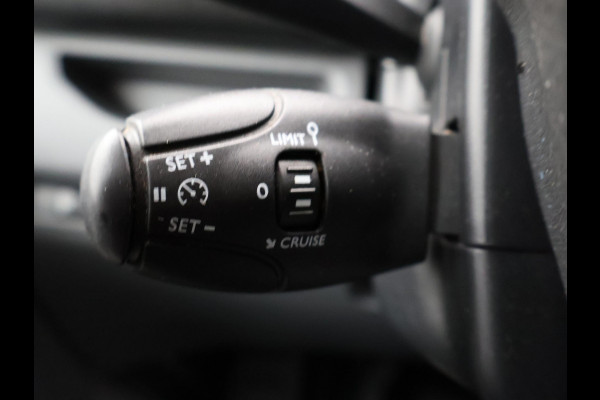 Peugeot Expert 231S 2.0 BlueHDI 120 PK PREMIUM + APPLE CARPLAY | TREKHAAK 2500 KG | NAVIGATIE | CRUISE CONTROL