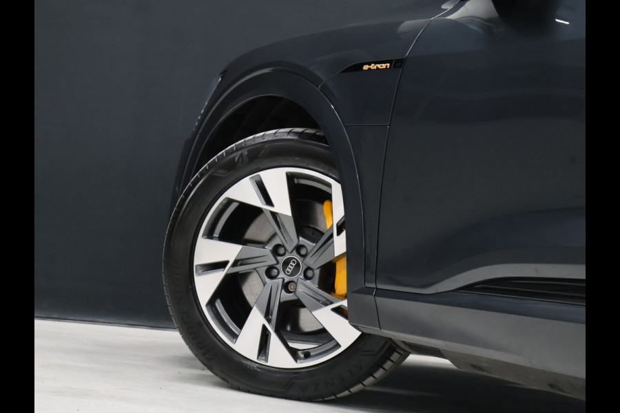 Audi e-tron 55 quattro Business edition Plus 95 kWh [TREKHAAK AFNEEMBAAR, LUCHTVERING, SCHUIFKANTELDAK, MEMORY SEATS, APPLE CARPLAY, ANDROID, SPORTSTOELEN, ADAPTIVE CRUISE, PDC V+A, STOELVERWARMING, NIEUWSTAAT]