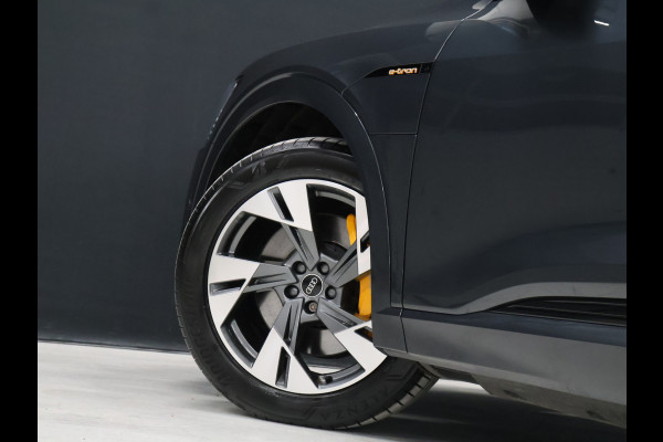 Audi e-tron 55 quattro Business edition Plus 95 kWh [TREKHAAK AFNEEMBAAR, LUCHTVERING, SCHUIFKANTELDAK, MEMORY SEATS, APPLE CARPLAY, ANDROID, SPORTSTOELEN, ADAPTIVE CRUISE, PDC V+A, STOELVERWARMING, NIEUWSTAAT]
