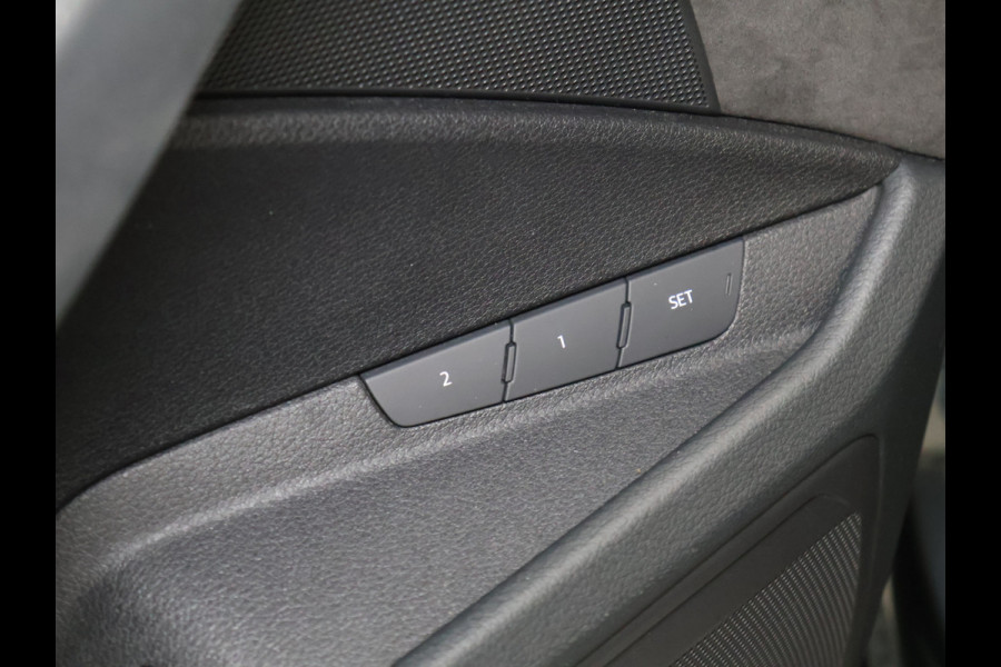 Audi e-tron 55 quattro Business edition Plus 95 kWh [TREKHAAK AFNEEMBAAR, LUCHTVERING, SCHUIFKANTELDAK, MEMORY SEATS, APPLE CARPLAY, ANDROID, SPORTSTOELEN, ADAPTIVE CRUISE, PDC V+A, STOELVERWARMING, NIEUWSTAAT]
