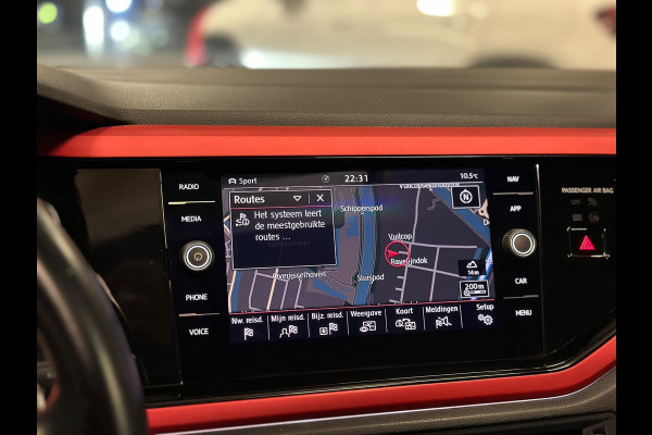 Volkswagen Polo 2.0 TSI GTI|PANO|KEYLESS|BEATS|BOMVOL!