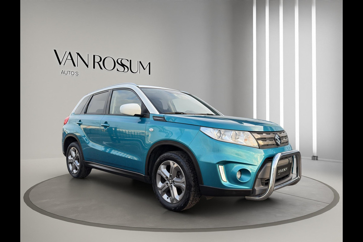 Suzuki Vitara 1.6 Business Edition "Lage Kilometers " | Climate Controle | Camera | Navigatie | Cruise C. | Trekhaak | L.M.Velg |