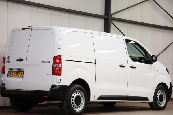 Toyota ProAce Worker 2.0 D-4D Live L2H1 LANG