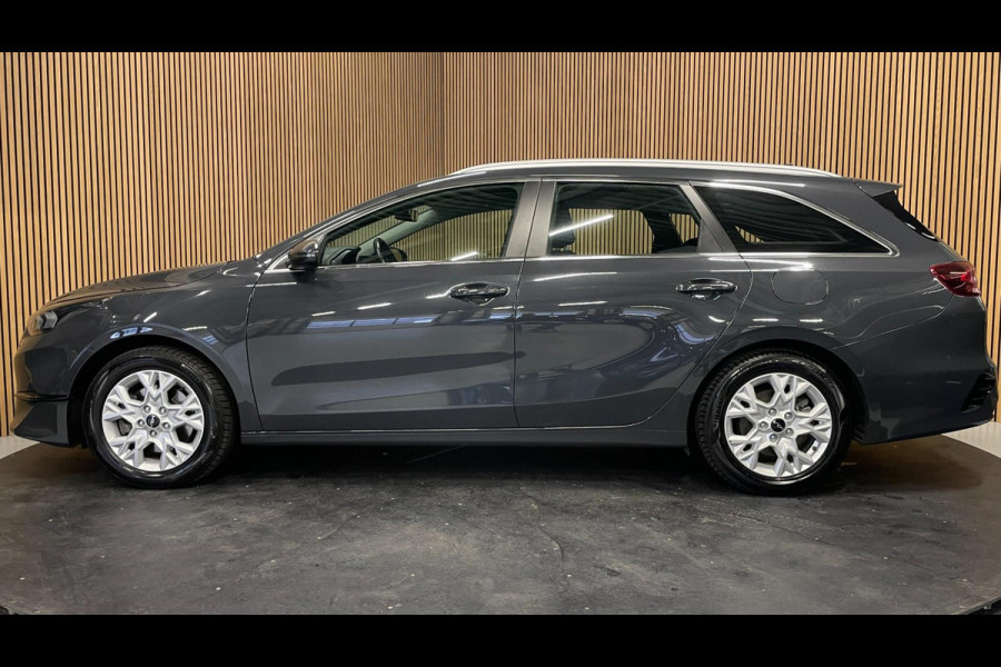 Kia Ceed Sportswagon 1.5 T-GDi DynamicLine|160PK|TREKH.|CARPLAY+ANDROID|CAMERA|CLIMATE+CRUISE CONTROL|1E EIG.|INCL.BTW|NL AUTO|NAP