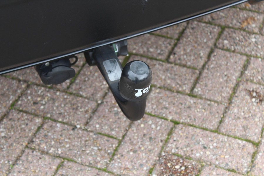 Jeep Renegade 1.4 MultiAir Limited / Nieuwe distr.riem! / Trekhaak / Navigatie / CarPlay / 17'' / Parkeerhulp V+A / DAB / ACC