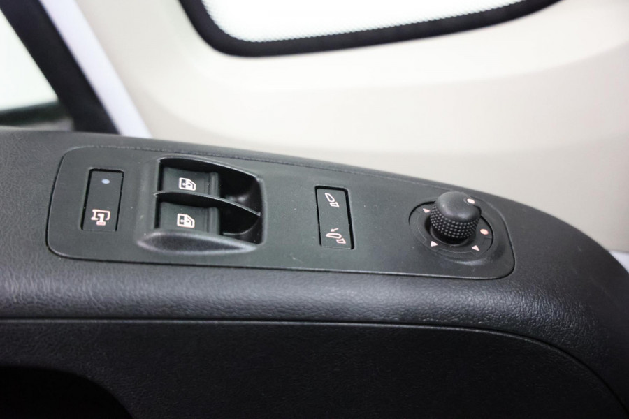 Opel Movano 2.2D 140 L2H2 2500KG TREKVERMOGEN