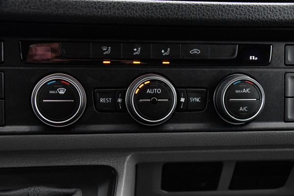 MAN TGE 3.180 35 2.0 L4H3 4x4 PB Edition Cruise, Carplay, Camera, Clima, LED, 177pk, Automaat. Leder, Multimedia, Uniek!