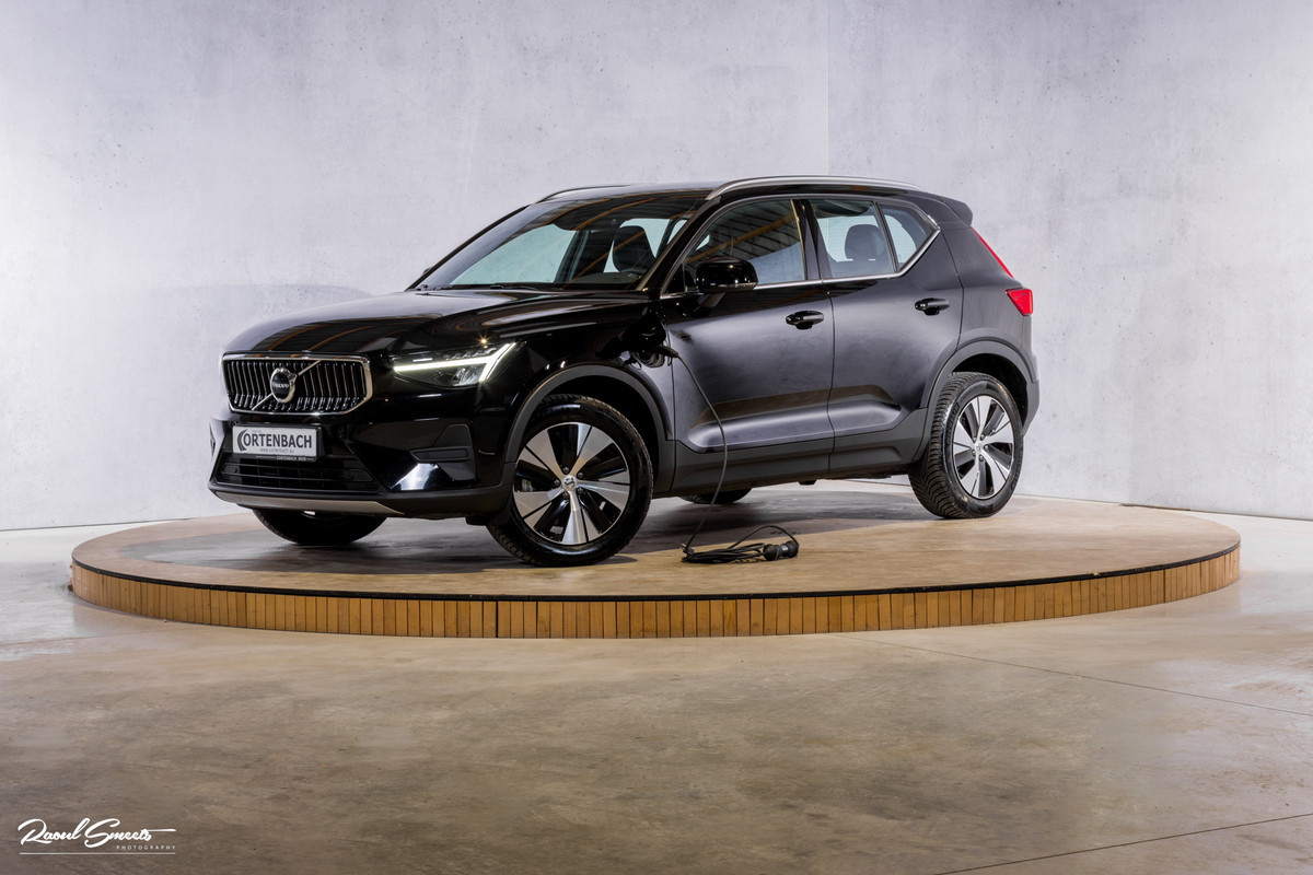 Volvo XC40 1.5 T4 Plug-in hybrid Plus Bright | Adaptieve Cruise | Harman Kardon | Memory | Blis |