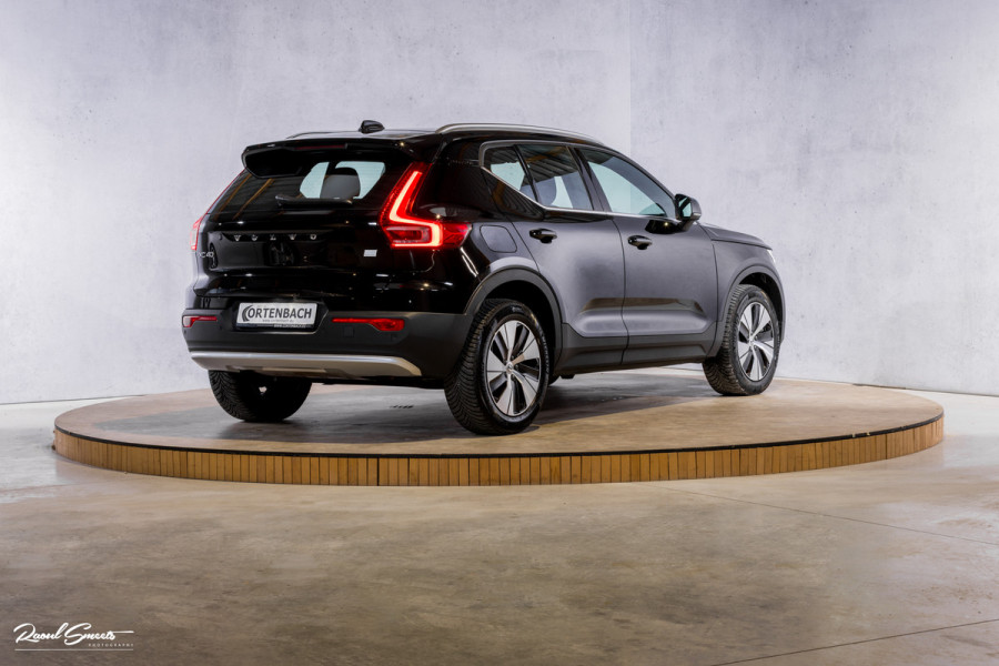 Volvo XC40 1.5 T4 Plug-in hybrid Plus Bright | Adaptieve Cruise | Harman Kardon | Memory | Blis |
