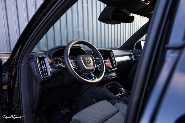 Volvo XC40 1.5 T4 Plug-in hybrid Plus Bright | Adaptieve Cruise | Harman Kardon | Memory | Blis |