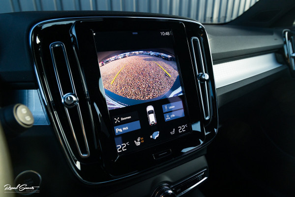 Volvo XC40 1.5 T4 Plug-in hybrid Plus Bright | Adaptieve Cruise | Harman Kardon | Memory | Blis |