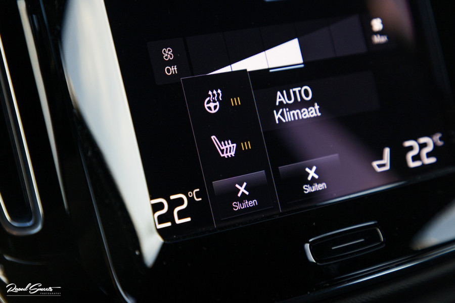 Volvo XC40 1.5 T4 Plug-in hybrid Plus Bright | Adaptieve Cruise | Harman Kardon | Memory | Blis |