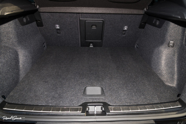 Volvo XC40 1.5 T4 Plug-in hybrid Plus Bright | Adaptieve Cruise | Harman Kardon | Memory | Blis |