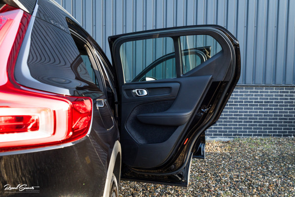 Volvo XC40 1.5 T4 Plug-in hybrid Plus Bright | Adaptieve Cruise | Harman Kardon | Memory | Blis |