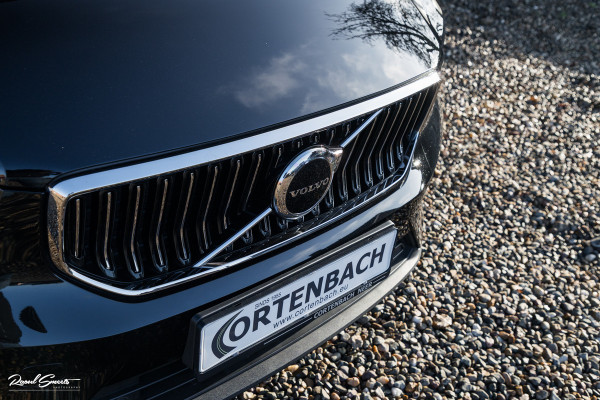 Volvo XC40 1.5 T4 Plug-in hybrid Plus Bright | Adaptieve Cruise | Harman Kardon | Memory | Blis |