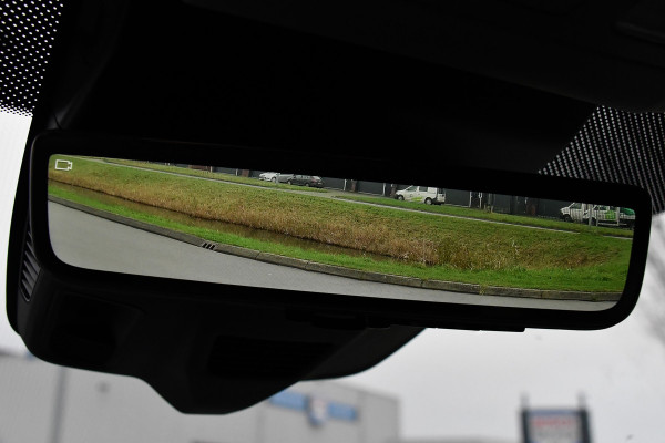 Ford Transit Custom 300 2.0 TDCI L2H1 Limited DC PB Edition Virtual, Cruise, Carplay, 2 x Schuifdeur, LED, 136pk, Automaat, Stuurverwarming, Stoelverwarming, Uniek!