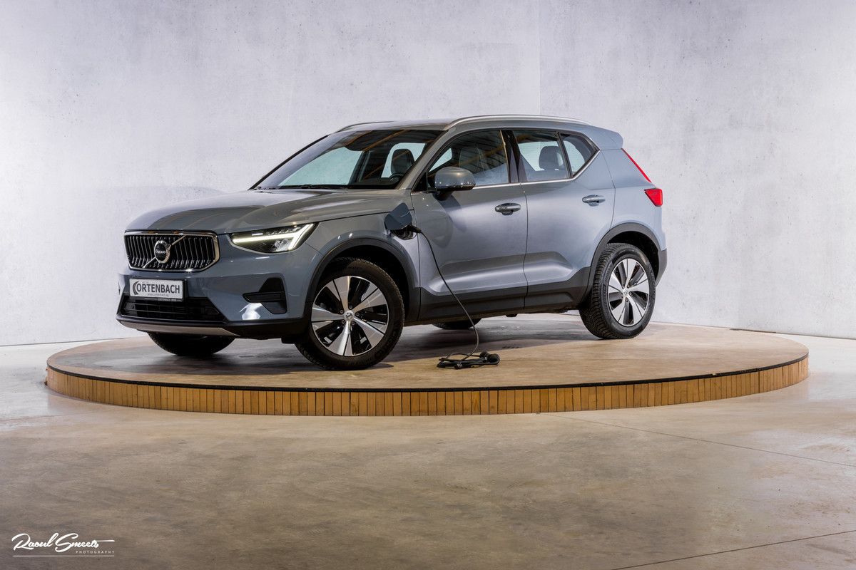 Volvo XC40 1.5 T4 Plug-in hybrid Plus Bright | Adaptieve Cruise | Harman Kardon | Memory | Blis |