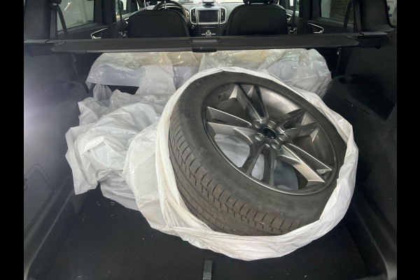 Ford S-Max 2.5 FHEV ST-Line Hybride Automaat 190pk | Adaptieve Cruise | SONY Audio | Dode hoeksensoren | Full LED Koplampen | Elektrische Achterklep
