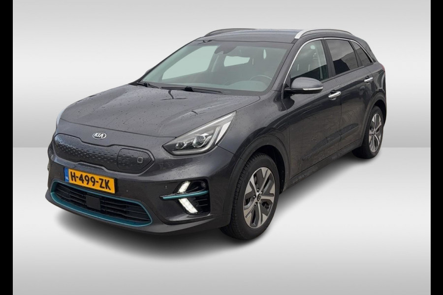 Kia e-Niro ExecutiveLine 64 kWh / SOH 91% / Trekhaak / Camera / Leder / Keyless / Stoelventilatie / Navigatie / Dodehoek / DAB / Cruise Control