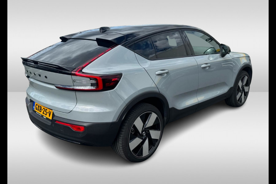 Volvo EC40 Single Motor Extended Range Ultra 82 kWh / Panoramadak / 360Camera / Harman Kardon / Keyless / 19'' / Leder&Alcantara / Stoelverwarming / DAB / Dodehoek / ACC / Warmtepomp