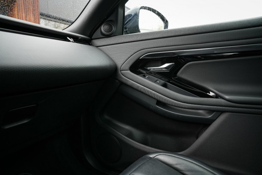 Land Rover Range Rover Evoque 1.5 P300e AWD R-Dynamic SE Panodak Meridian Memory 360 Camera Stoelverw. Cruise Stuurverw.