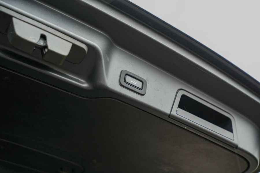 Land Rover Range Rover Evoque 1.5 P300e AWD R-Dynamic SE Panodak Meridian Memory 360 Camera Stoelverw. Cruise Stuurverw.