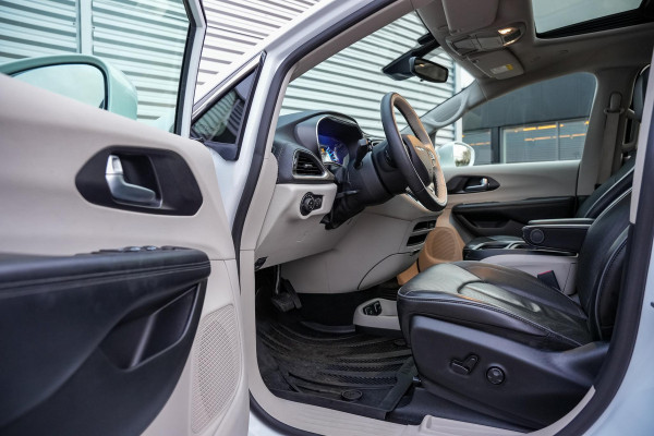 Chrysler Pacifica 3.6 V6 Hybrid Panodak 360 Camera Leer Stoelverw. Stoelventilatie 7 Persoons Cruise