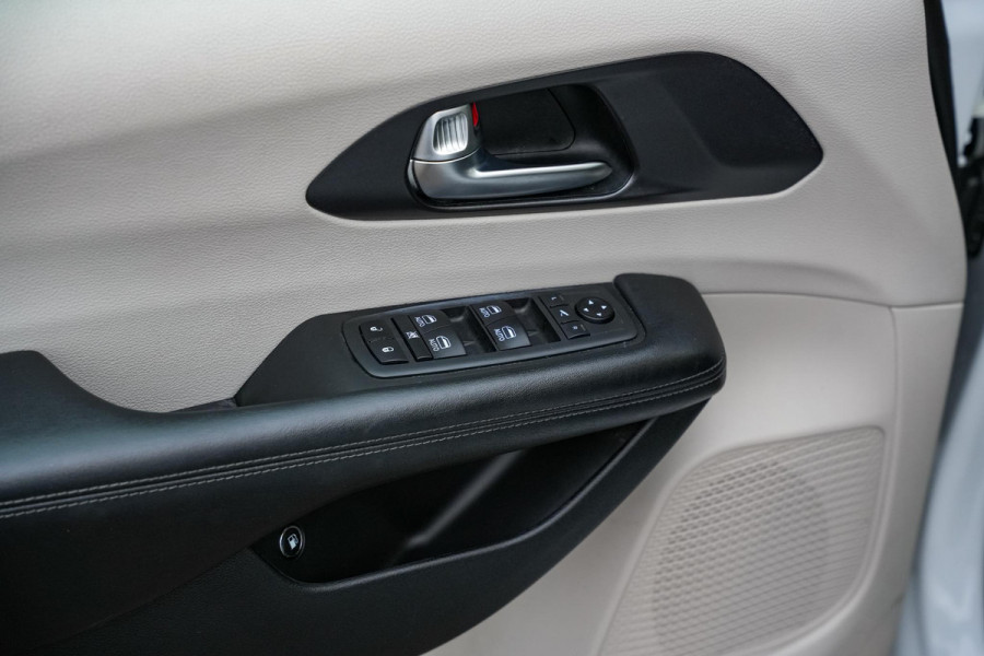 Chrysler Pacifica 3.6 V6 Hybrid Panodak 360 Camera Leer Stoelverw. Stoelventilatie 7 Persoons Cruise