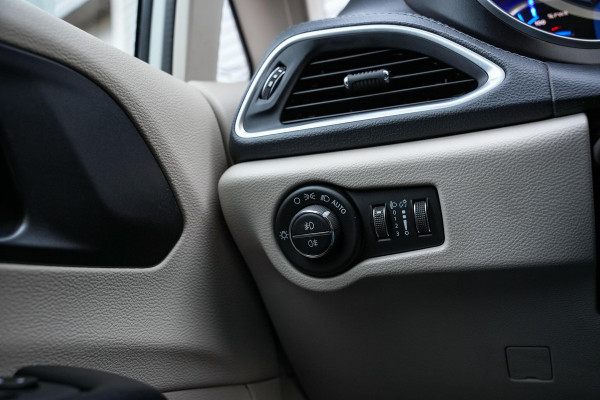 Chrysler Pacifica 3.6 V6 Hybrid Panodak 360 Camera Leer Stoelverw. Stoelventilatie 7 Persoons Cruise