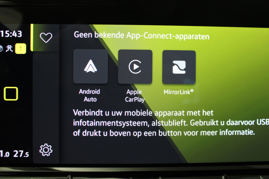 Volkswagen Golf 1.0 eTSI Life |Carplay|