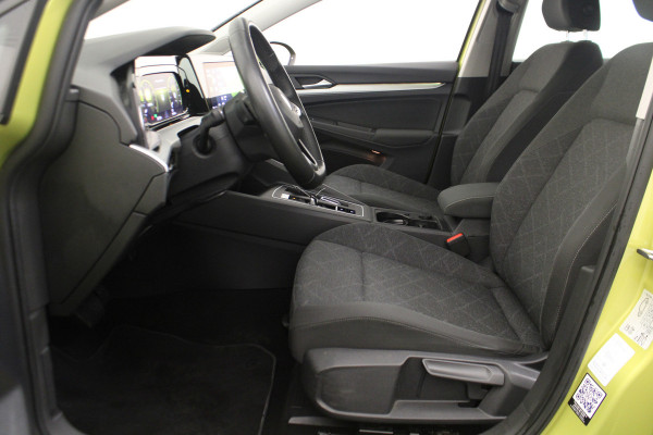 Volkswagen Golf 1.0 eTSI Life |Carplay|