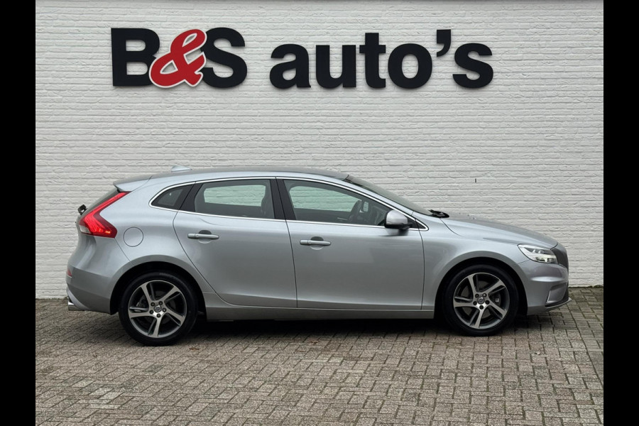 Volvo V40 1.5 T2 R-design Aut Navigatie Keyless Leder+verwarming Pdc v+a Led Clima