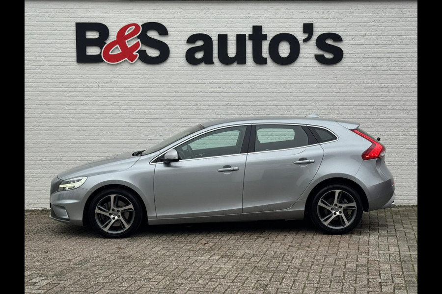 Volvo V40 1.5 T2 R-design Aut Navigatie Keyless Leder+verwarming Pdc v+a Led Clima