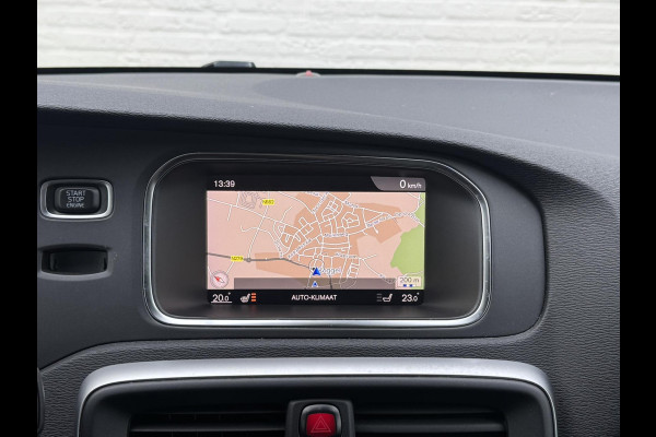 Volvo V40 1.5 T2 R-design Aut Navigatie Keyless Leder+verwarming Pdc v+a Led Clima