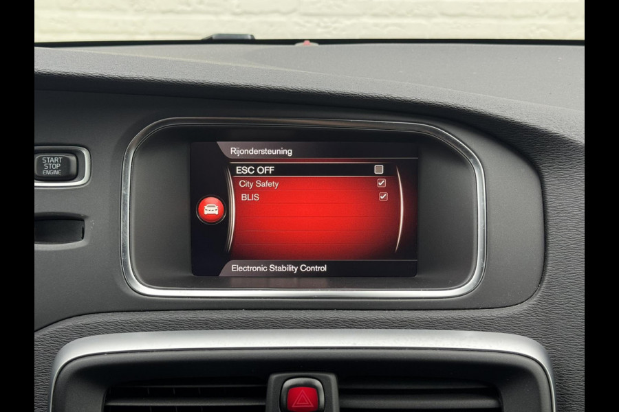 Volvo V40 1.5 T2 R-design Aut Navigatie Keyless Leder+verwarming Pdc v+a Led Clima