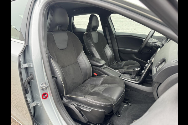 Volvo V40 1.5 T2 R-design Aut Navigatie Keyless Leder+verwarming Pdc v+a Led Clima