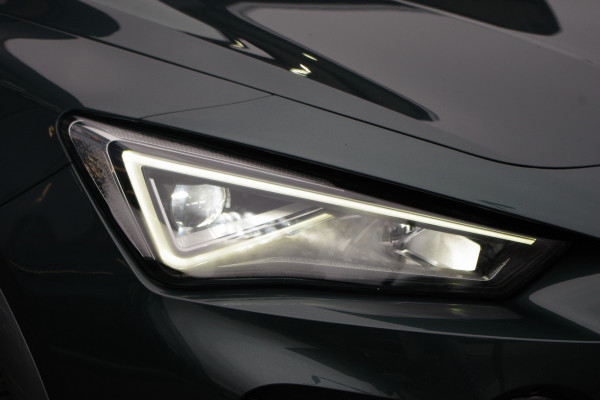 CUPRA Formentor 1.4 e-Hybrid 204 PK Adrenaline PHEV, Carplay, Adap. Cruise Control, 19" LM Velgen