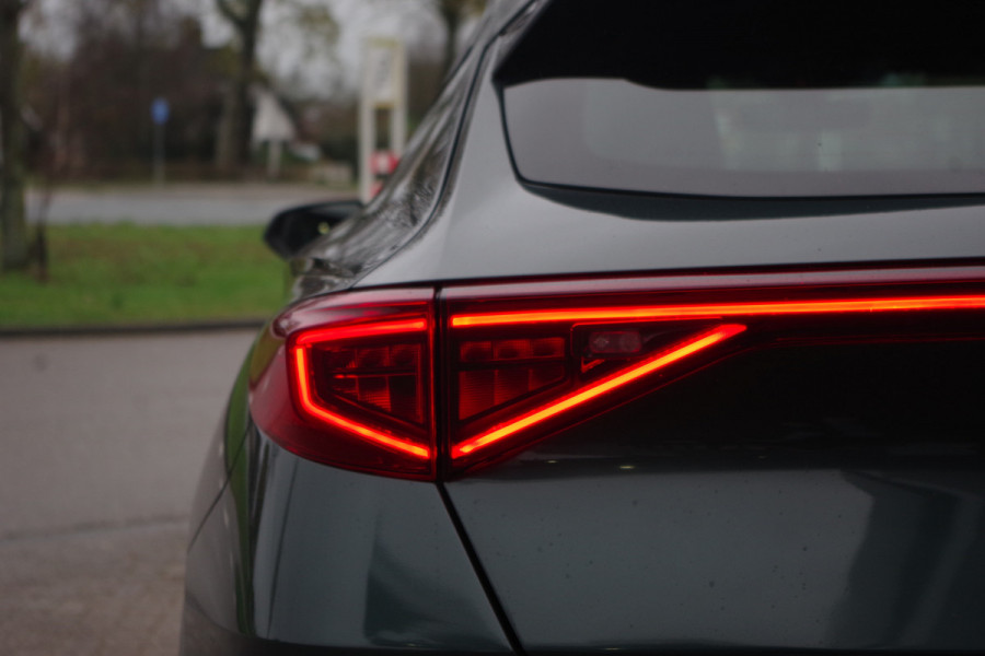 CUPRA Formentor 1.4 e-Hybrid 204 PK Adrenaline PHEV, Carplay, Adap. Cruise Control, 19" LM Velgen