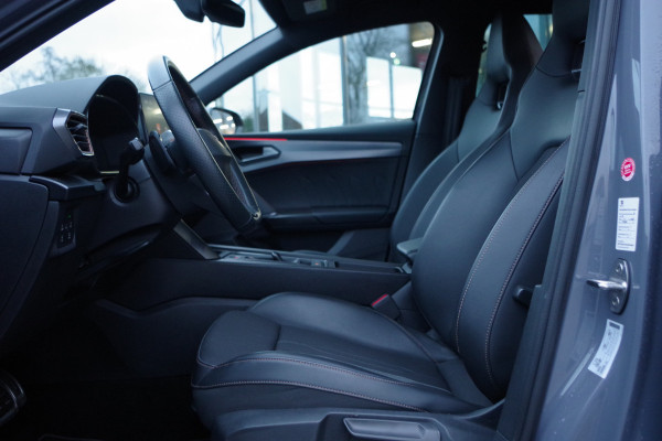 CUPRA Leon Sportstourer 1.4 e-Hybrid 245 PK VZ Performance PHEV, Trekhaak, Winterpakket, Adap. Cruise Control