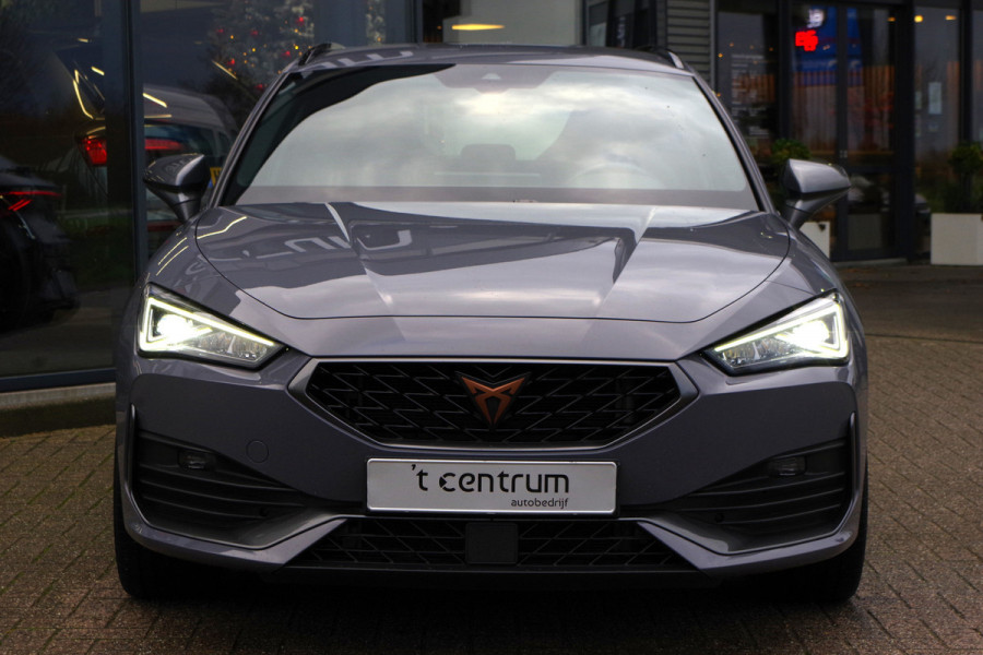 CUPRA Leon Sportstourer 1.4 e-Hybrid 245 PK VZ Performance PHEV, Trekhaak, Winterpakket, Adap. Cruise Control