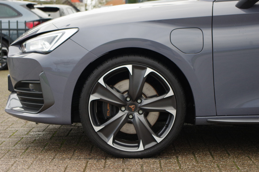 CUPRA Leon Sportstourer 1.4 e-Hybrid 245 PK VZ Performance PHEV, Trekhaak, Winterpakket, Adap. Cruise Control