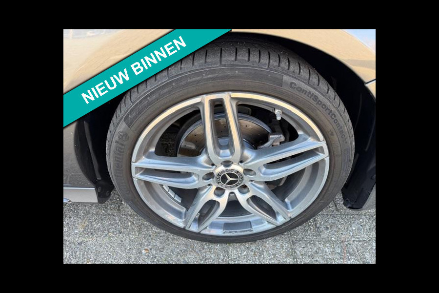 Mercedes-Benz A-Klasse 180 Ambition AMG-Line ,Navigatie,Carplay/Andriod, Xenon/Led, Lm velgen, afn.Trekhaak,