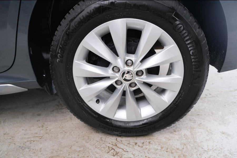 Škoda Kamiq 1.0 TSI Business Edition Automaat - N.A.P. Airco, Cruise, PDC, Navi, Trekhaak.