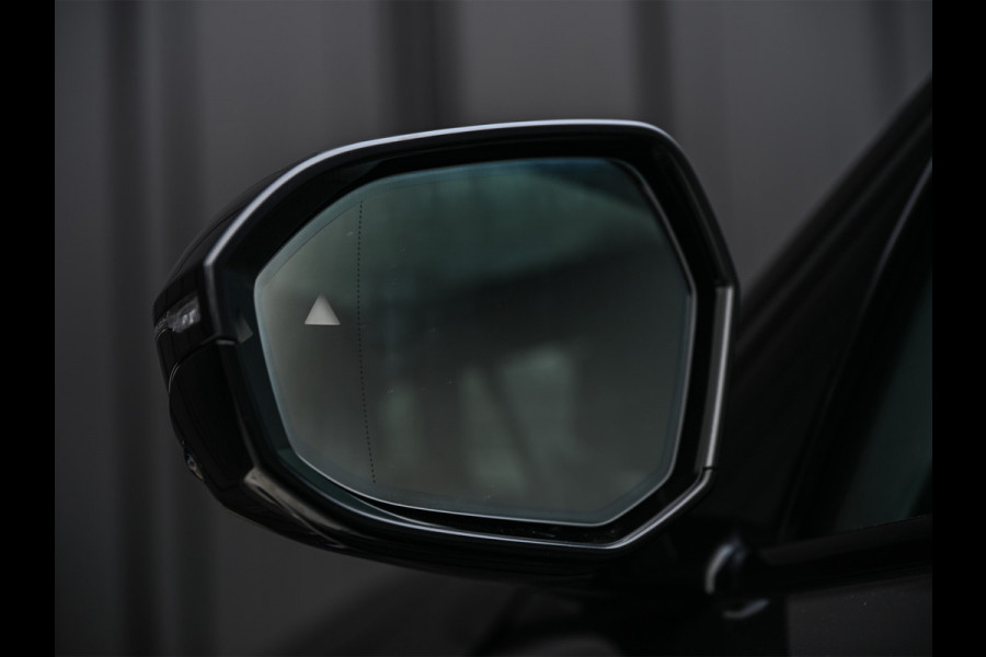 BMW 5 Serie Touring 530e xDrive · M-Sport · Shadow Line · Panoramadak · Harman/Kardon · 360 Camera · Comfort Access · Stoel- en Stuurverwarm