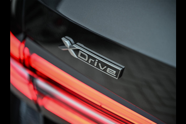 BMW 5 Serie Touring 530e xDrive · M-Sport · Shadow Line · Panoramadak · Harman/Kardon · 360 Camera · Comfort Access · Stoel- en Stuurverwarm